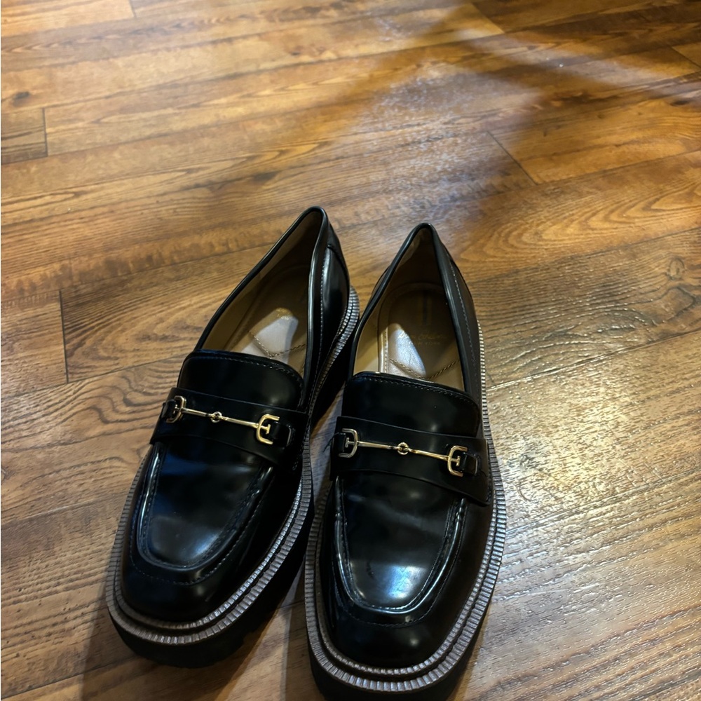 Sam Edelman Lars Lug Sole Loafer. Black Leather.